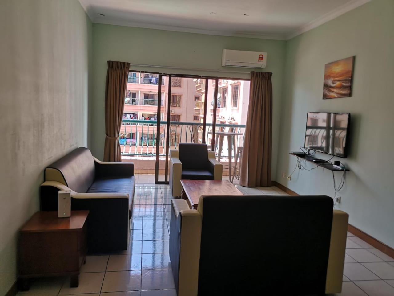 Marina Court Kk City Homestay Kota Kinabalu Kültér fotó